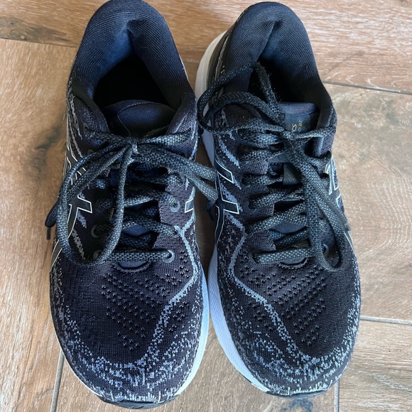 Aasics Gel Kayano-29 - Picture 2 of 5